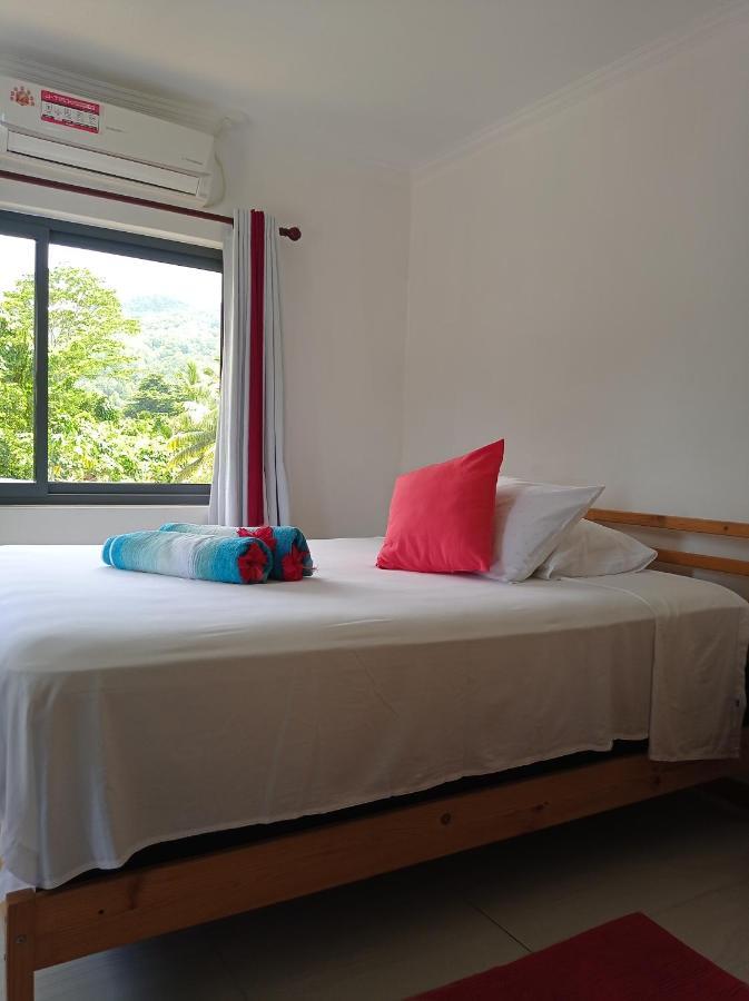 Les Forbans Selfcatering Apartment Takamaka Exterior photo