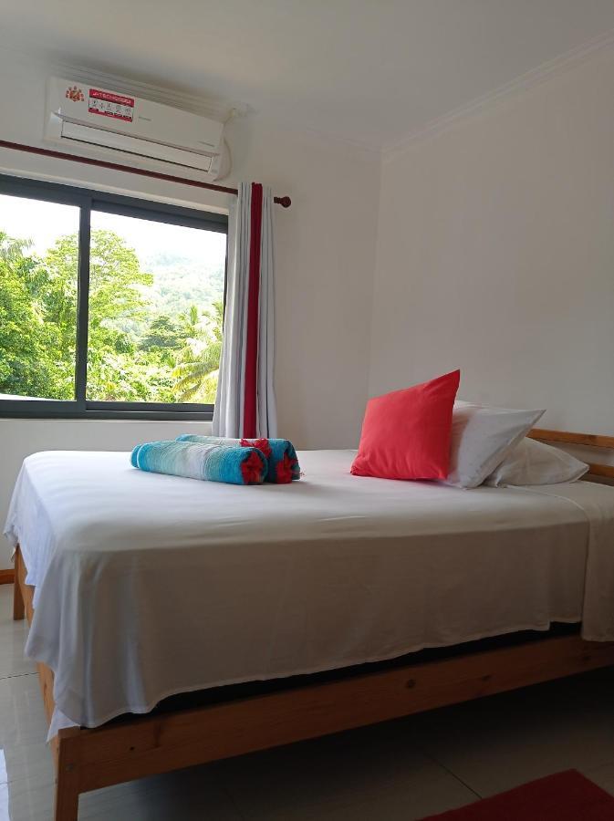 Les Forbans Selfcatering Apartment Takamaka Exterior photo